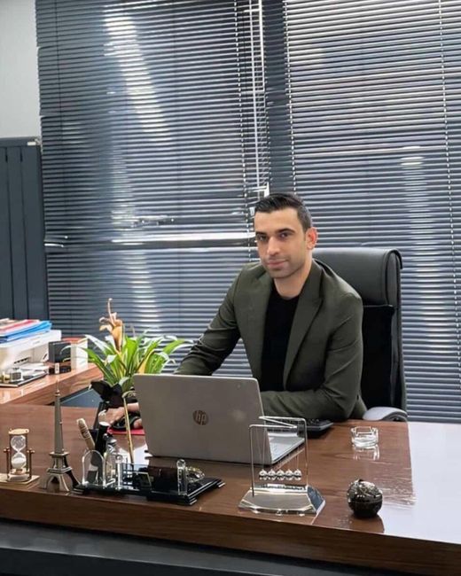 Av. Burak Olcan, Batman'daki bürosunda